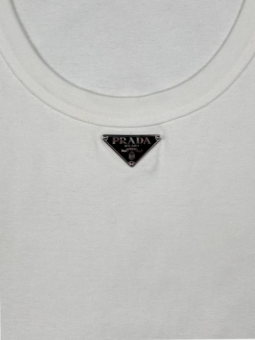 Prada - Image 3