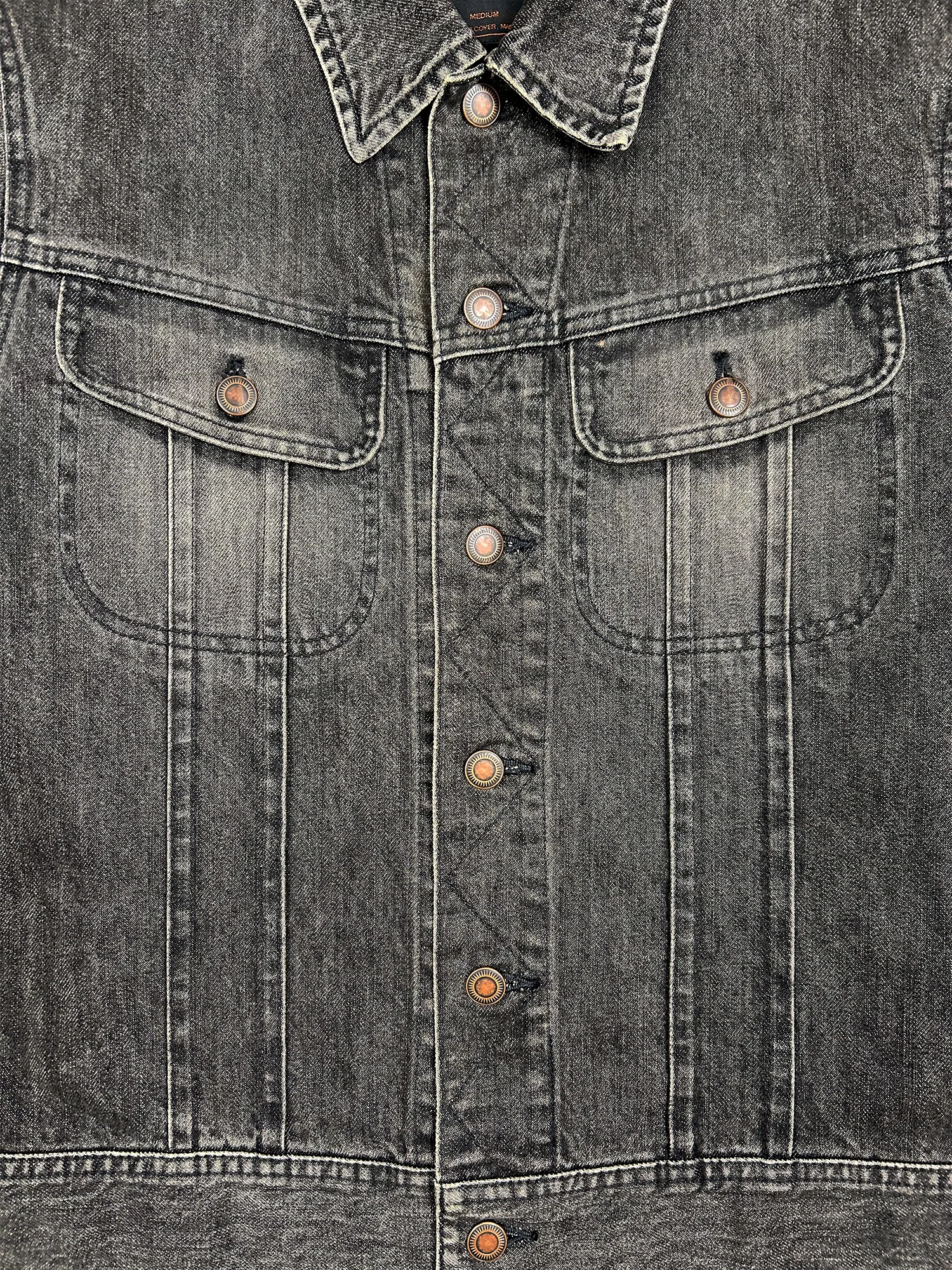 Undercover - Image 4